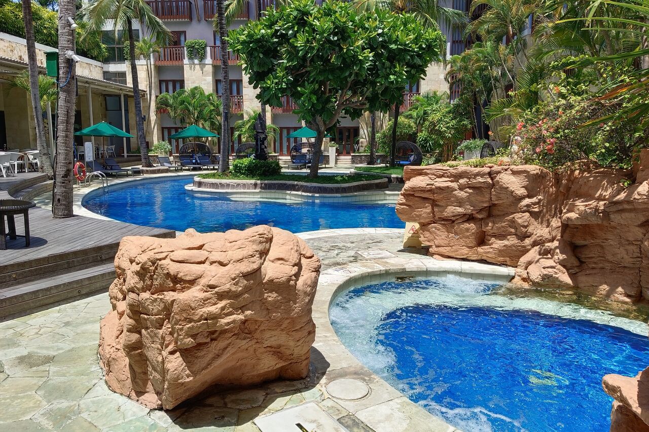 in einem anderem Innenhof ist die chill pool area
