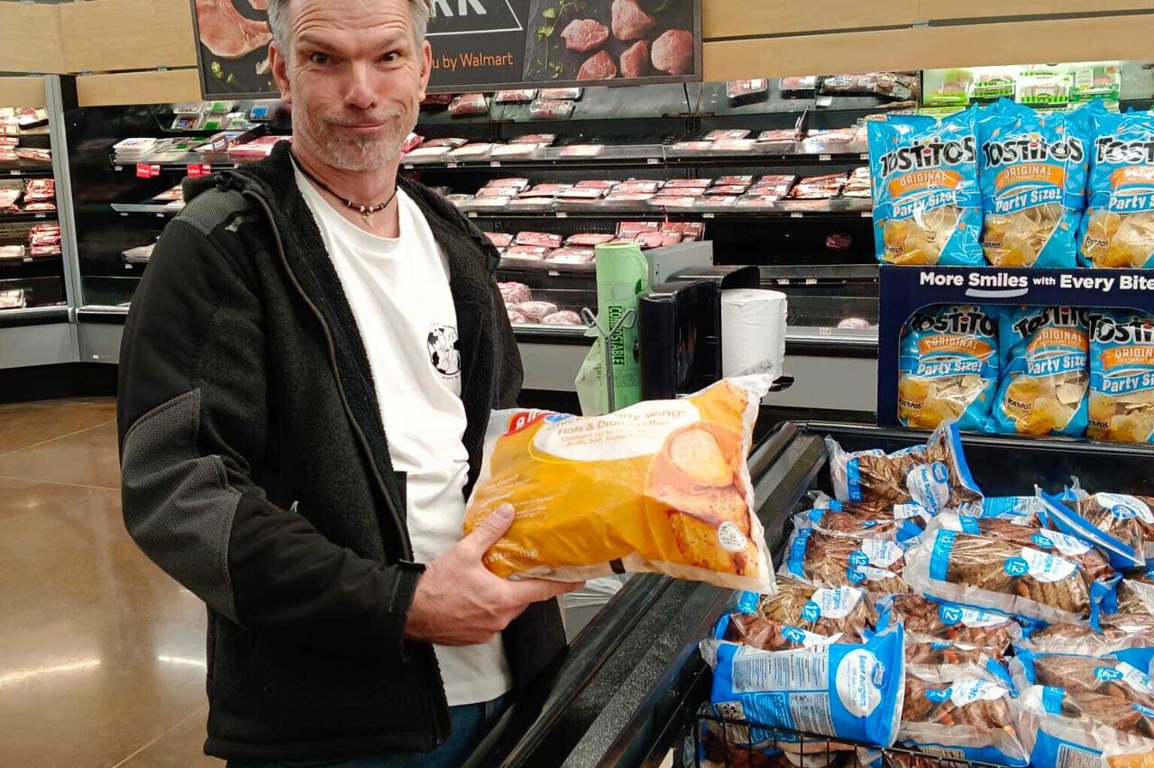 letzter Weg des Tages: zum Walmart, hier ist alles ein bissl größer: 8kg Hühnchenflügel für den snack zwischendurch