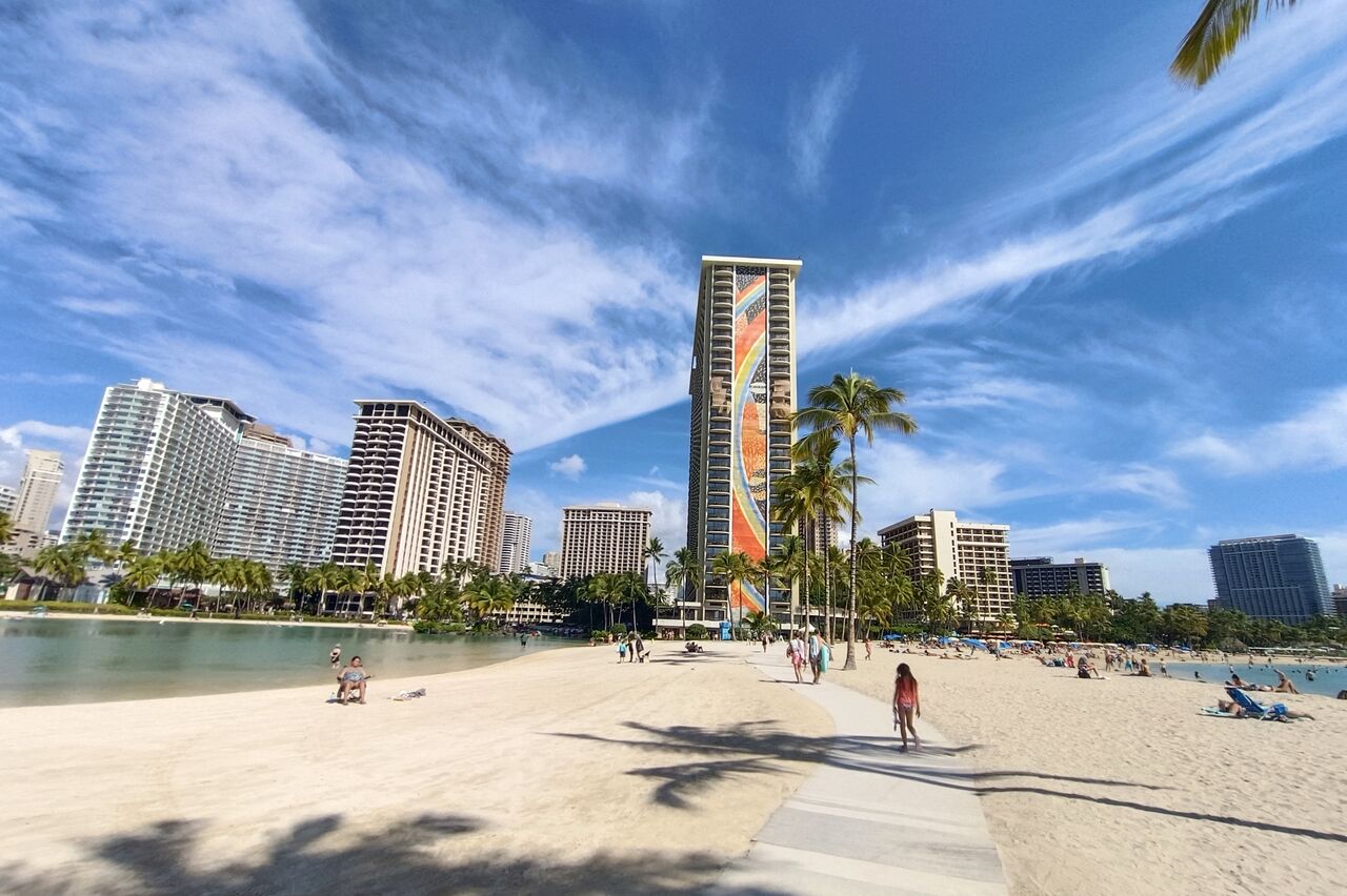 in der Duke Kahanamoku Lagune
