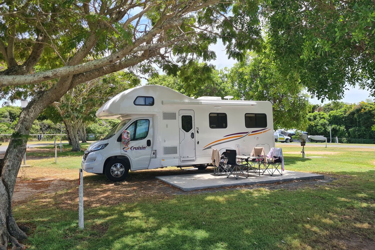 unser Camper: Fiat 2,4l Diesel, 7,3m lang, fast neu
