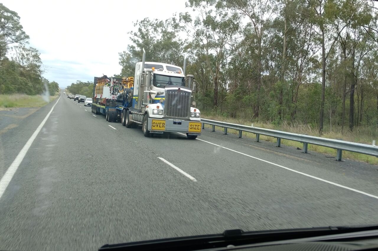 so sieht in Australien ein Sondertransport aus