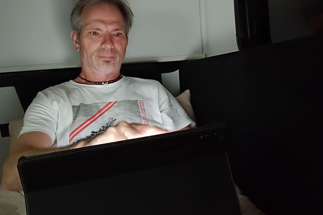 und Papa in seiner Zockecke