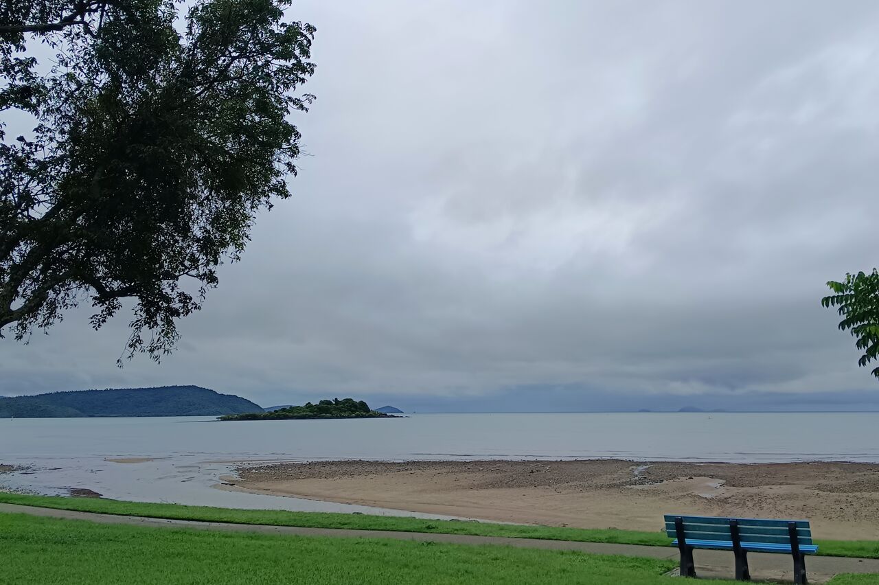 Strand am Morgen, vertreibt Kummer und Sorgen