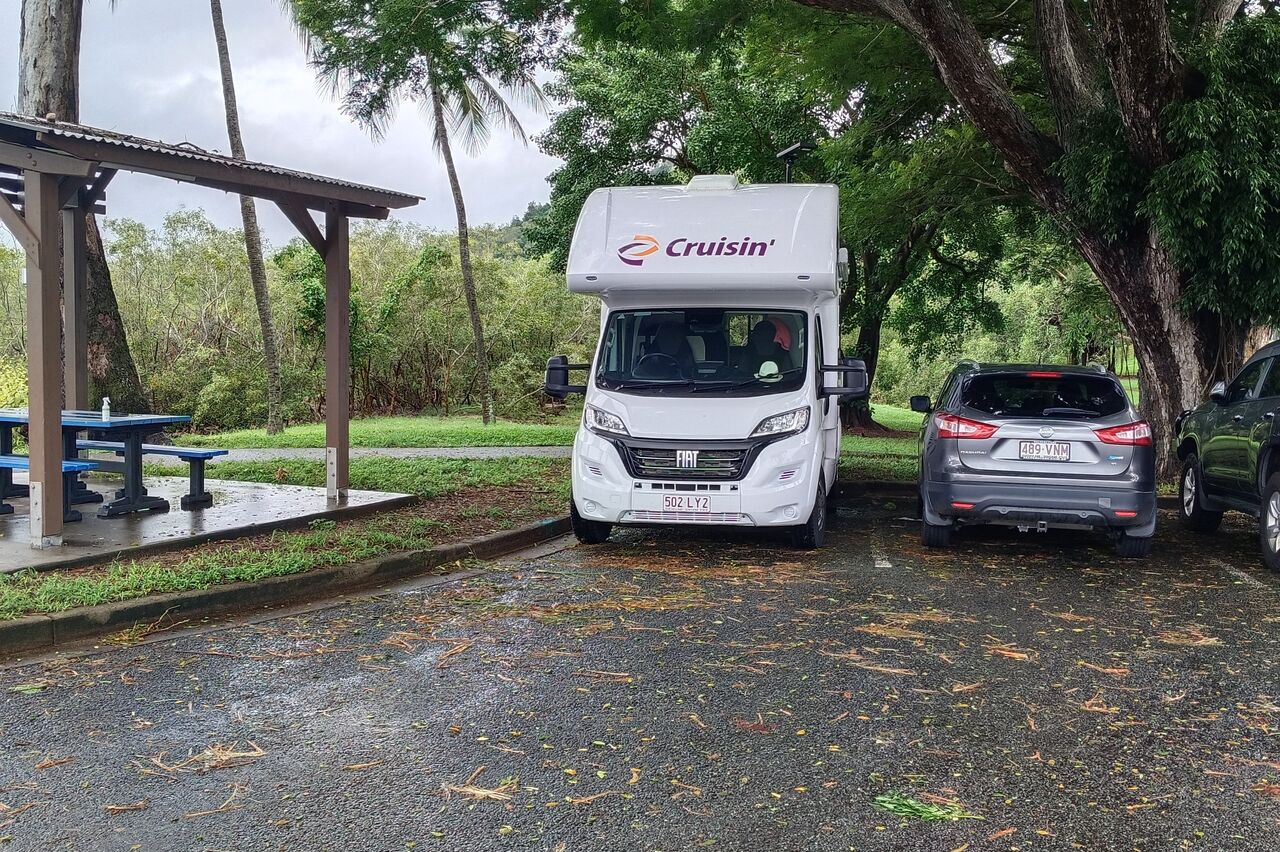 Heute sind wir unterwegs nach Airlie Beach, erste Station Frühstück